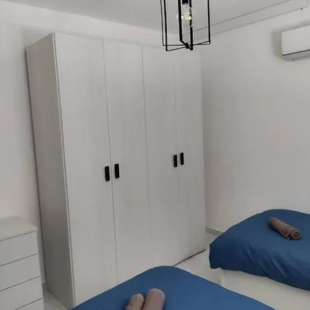 Modern Maisonette In Qawra * סיינט פול ביי