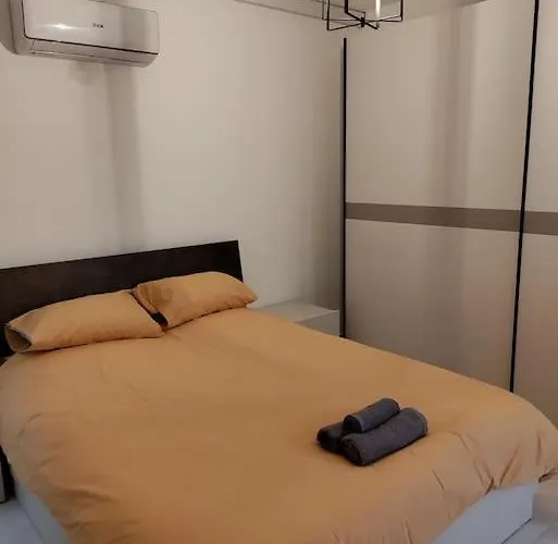 アパート Modern Maisonette In Qawra セント・ポールズ・ベイ